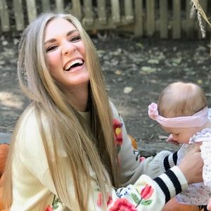 Meet your Posher, Courtney